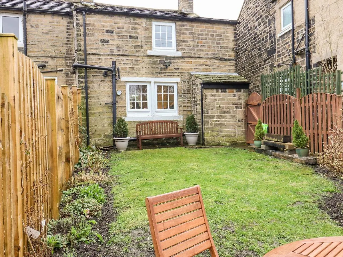 Cherry Tree Cottage Bingley 0*,  United Kingdom